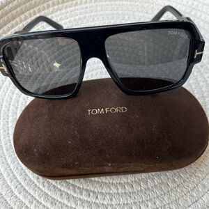 Tom Ford sunglasses CAMDEN TF 0933